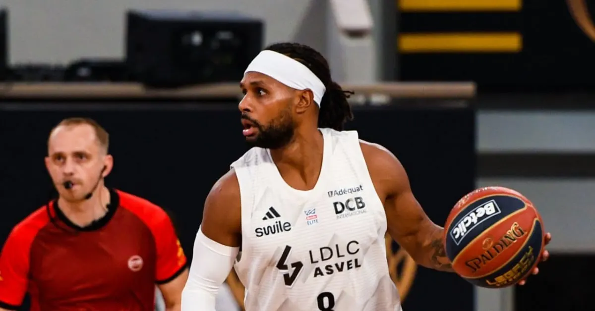 أسفيل يفتتح دوري بيت كليك إليت بانتصار في أول ظهور لباركر