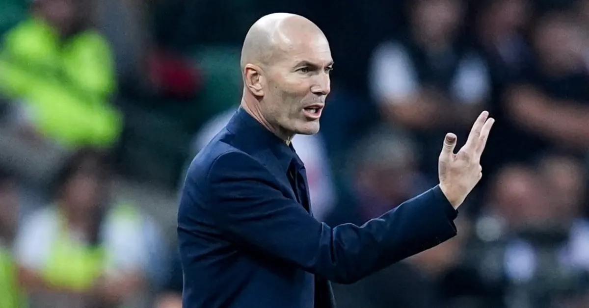 Mark van Bommel s’apprête à retrouver Zinedine Zidane