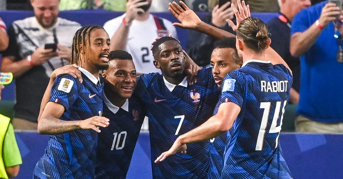 Kylian Mbappé puts France unity under Ballon d’Or strain