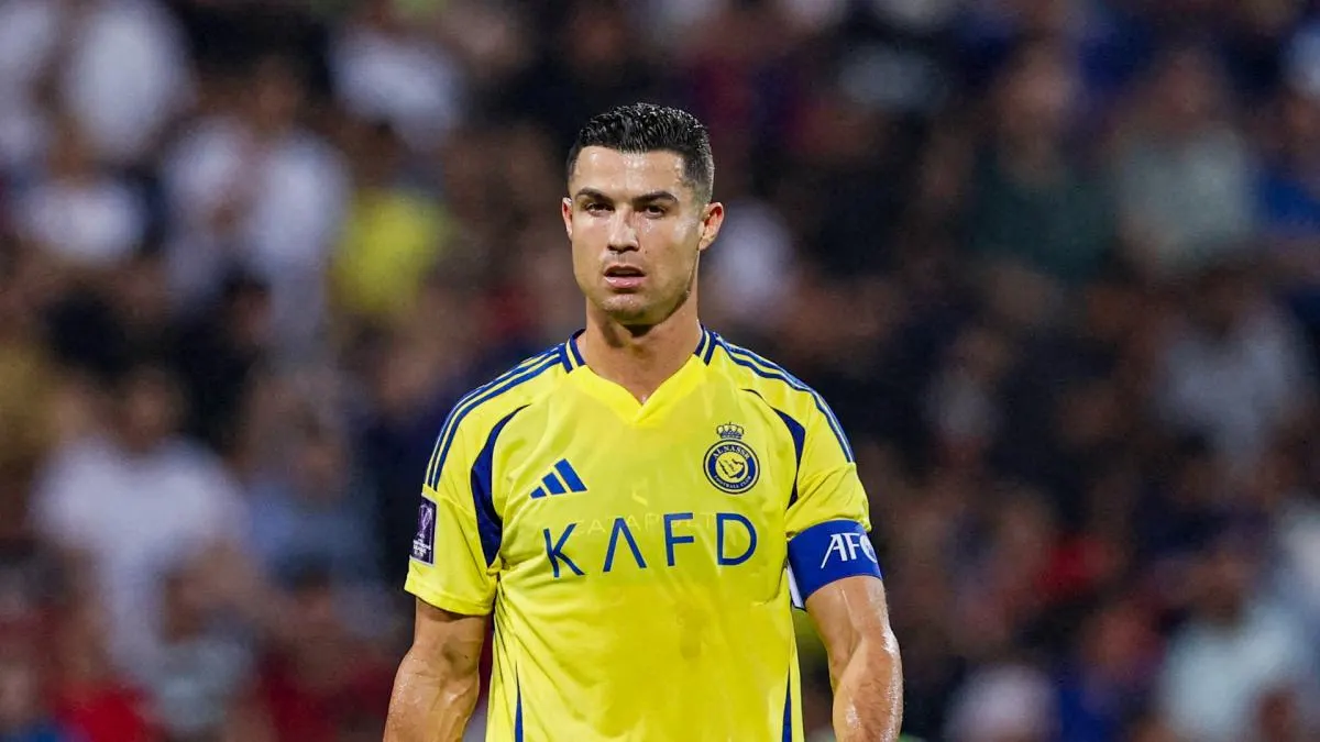 كريستيانو رونالدو يفقد السيطرة في هزيمة النصر 4-0