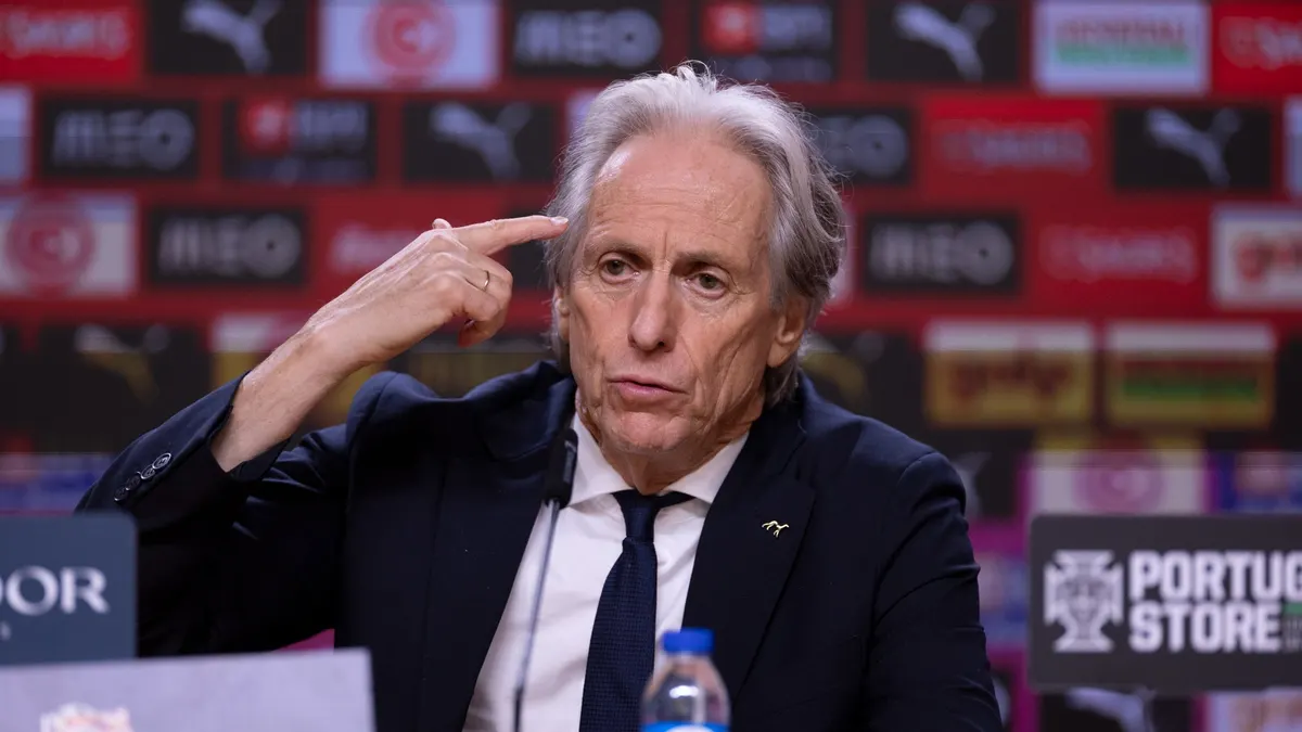 Jorge Jesus entretient le différend avec Ronaldo par une réponse lapidaire