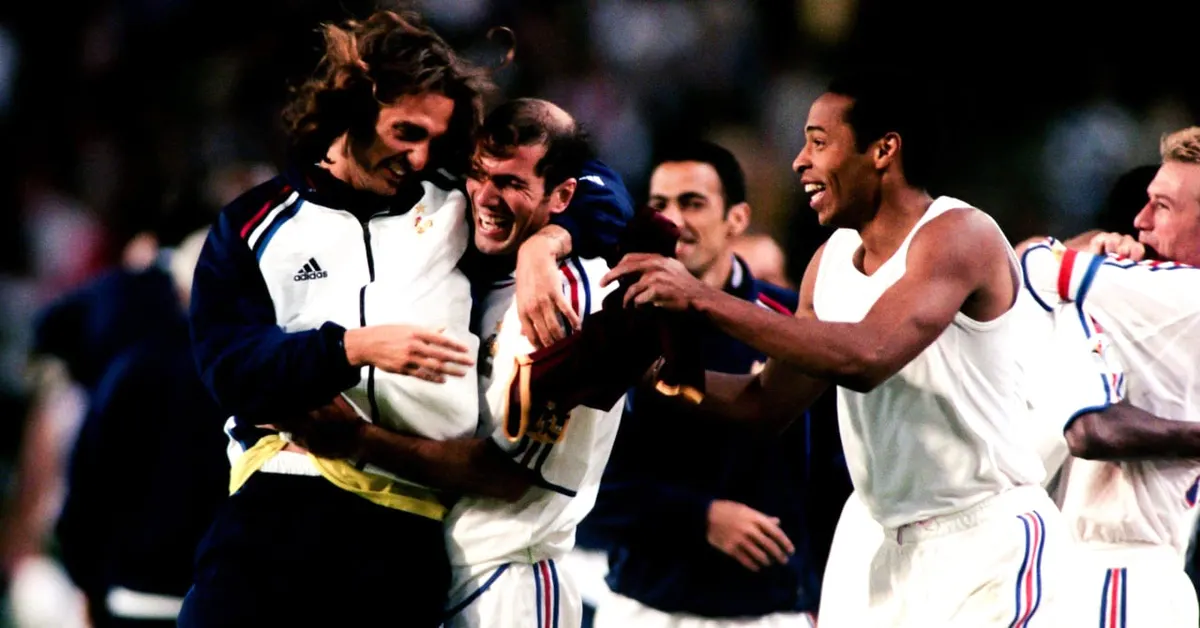 Zidane remembered as impossible to contain by Dugarry