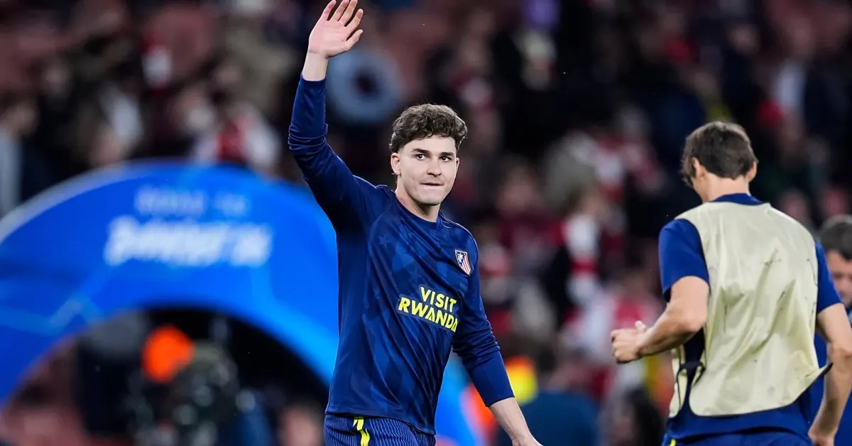 تأكيد انتقال خوليان ألفاريز إلى أتلتيكو مدريد