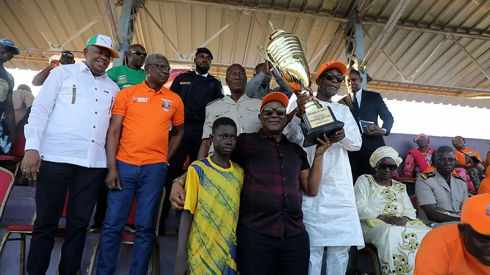 CS Bonon remporte le trophée de football Dominique Ouattara