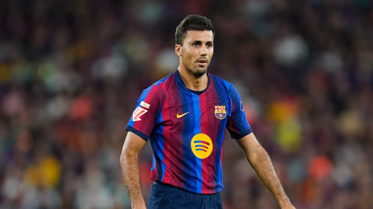 رودري يطالب برشلونة بمزيد من الصلابة في أوروبا