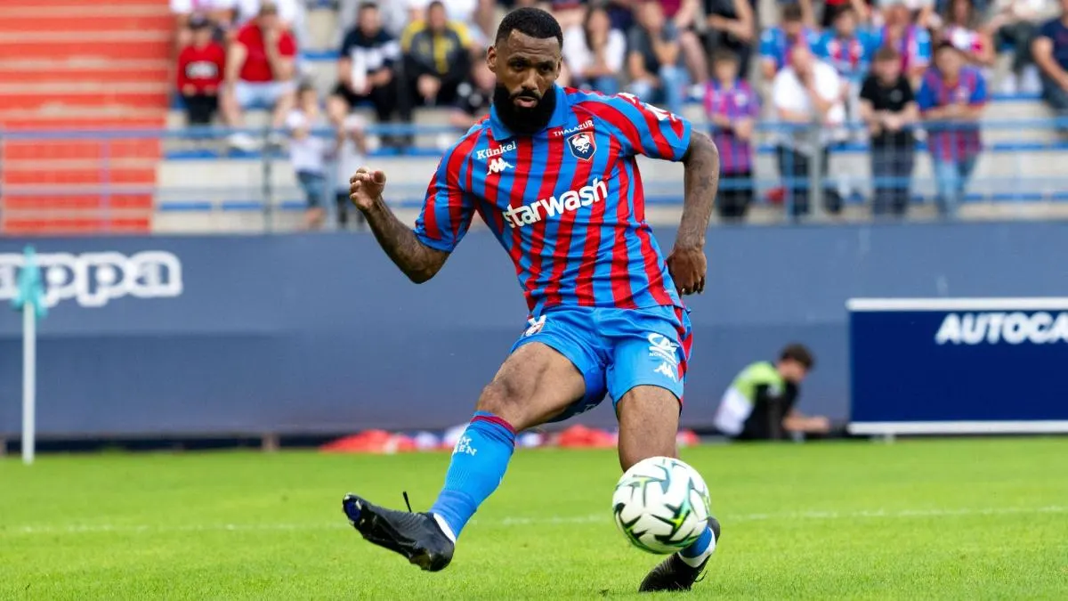 Yann M’Vila rejoint le projet de Sanremese de Karembeu