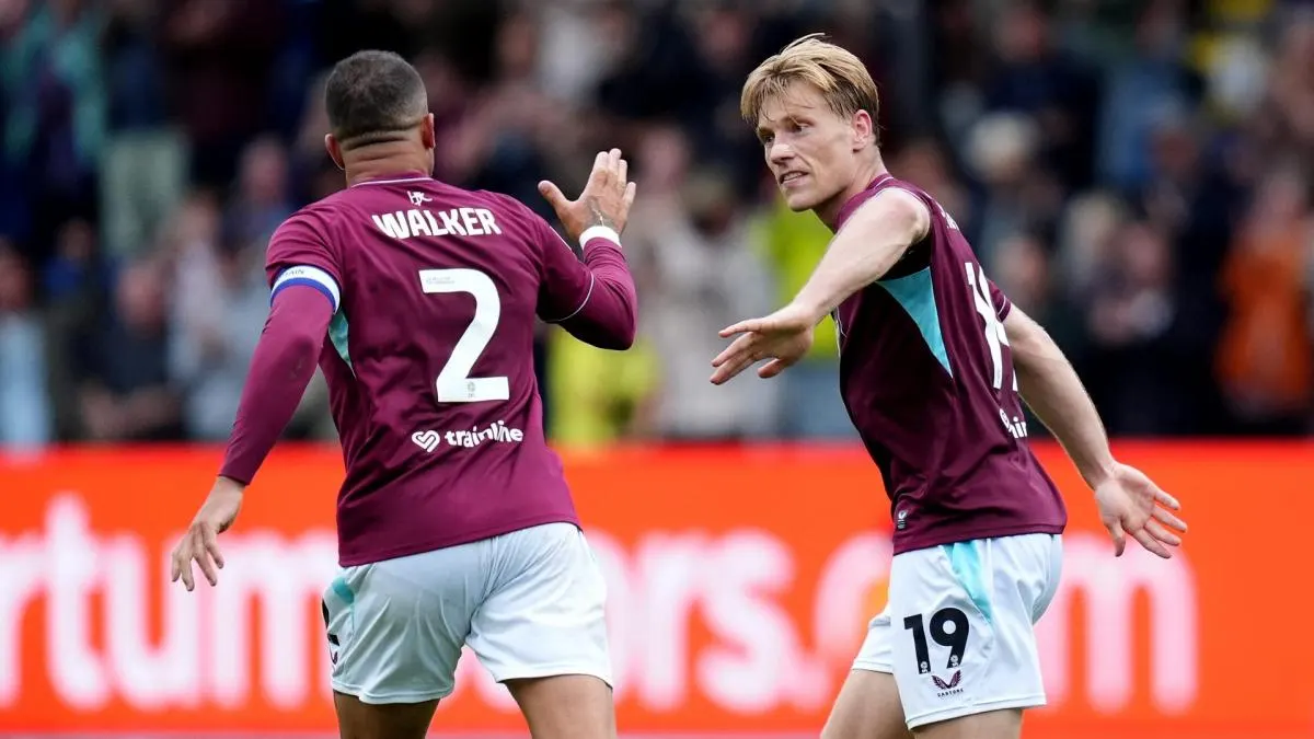 LOSC continue talks over Burnley forward Zian Flemming
