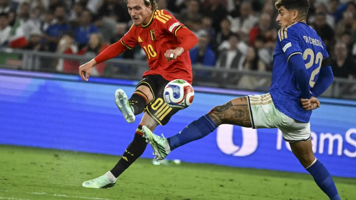 Belgium begin Van Bommel era by beating Italy